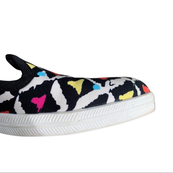 Aztec Print Flat Shoes by Material Girl US 6.5 - Picture 8 of 9